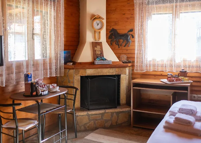 Aliki Guest House